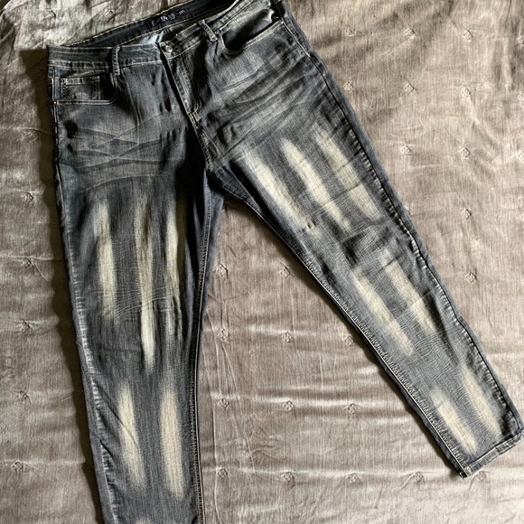 EUC Encore Black Distressed Style Skinny Jeans - Picture 1 of 8